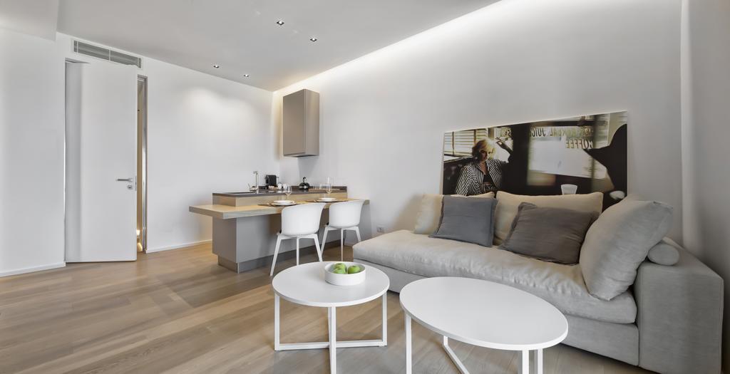 Luxury Suites Collection - Milano 33 Риччоне Екстер'єр фото